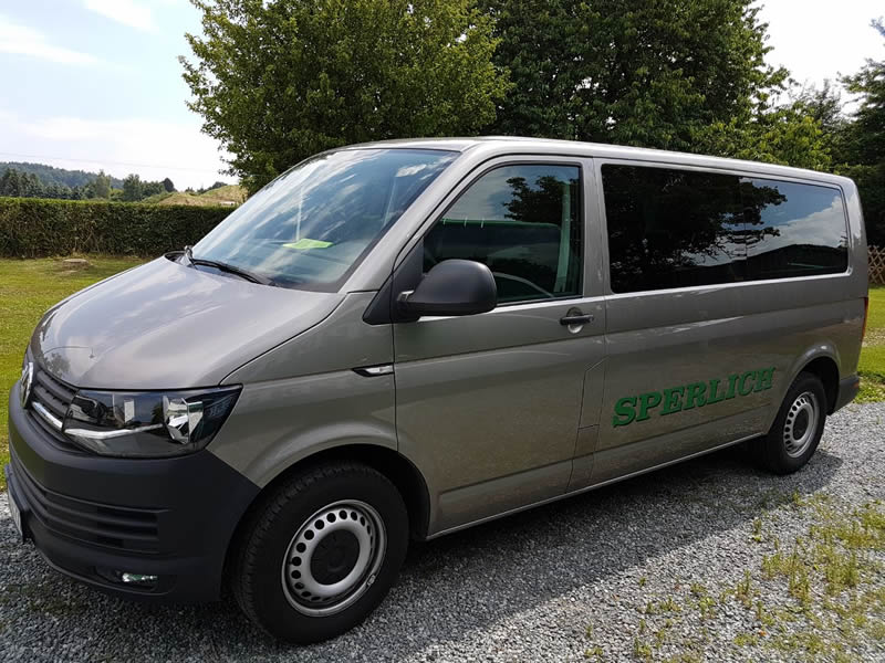 Sperlich Busreisen Kleinbusse VW-T5